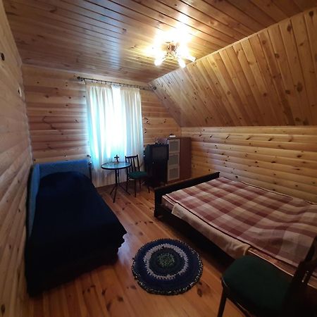 Садиба Орисин Явір Orysyn Yavir Guest House Svityaz' Phòng bức ảnh