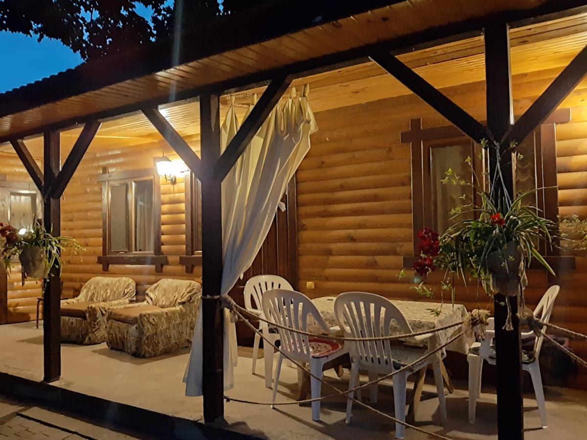 Садиба Орисин Явір Orysyn Yavir Guest House Svityaz' Ngoại thất bức ảnh