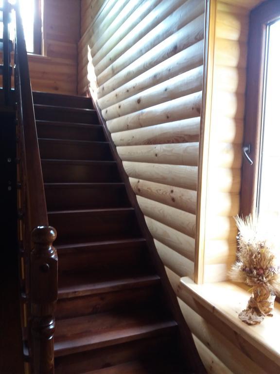 Садиба Орисин Явір Orysyn Yavir Guest House Svityaz' Ngoại thất bức ảnh